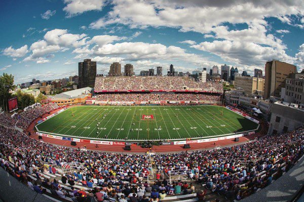 I’m excited to announce that I’ve received an offer from McGill university! <a href="/McGillAthletics/">McGill Athletics</a> <a href="/RonaldHilaire95/">Ronald Hilaire</a>