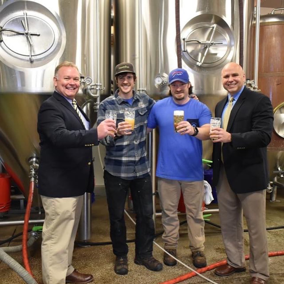 BobMerski's tweet photo. Yesterday we celebrated #PAPintDays!
Thank you to @LaveryBrewing for hosting Rep. Harkins and me and giving us a tour of your brewery. It was great visiting one of the many amazing breweries in Erie!
Visit a local brewery today and support the #BrewersofPA! https://t.co/RcYOgNfVy7
