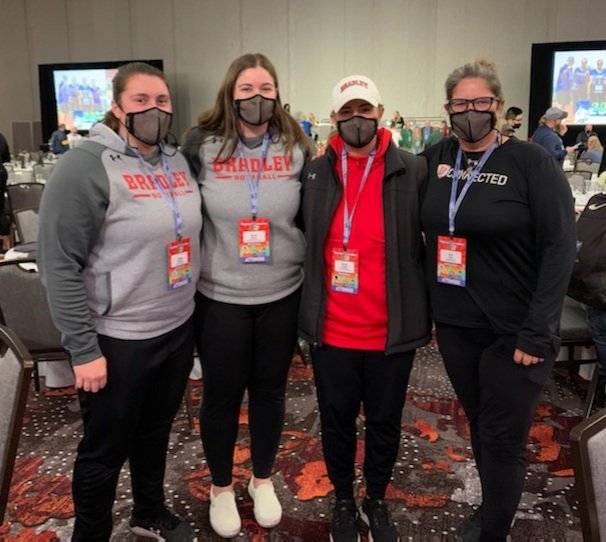 BradleySoftball's tweet photo. It's come to an end...another fantastic @NFCAorg Convention. Thank you @CoachBrugg @JoannaELane and the rest of the NFCA staff for your tireless efforts to make every year better than the last. β€ our crew!
@coach_k19 @Emma_Jackson98 @CoachHugs19
#BUSB22 #NFCAorBust https://t.co/6XB9U5tpeG