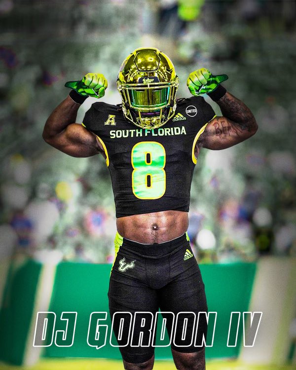 djgrind21's tweet photo. Thanks University Of South Florida For the Offer and showing Love 💚🤟🏿🖤‼️ @coach_jeffscott @CoachBahler @ErnieSims34 https://t.co/9Gk6aKcKmg
