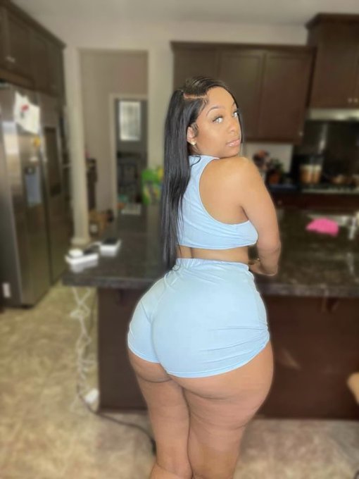 You like natural bodies ? ❤️ https://t.co/bkMTbOnrmH