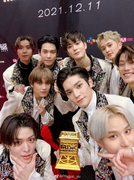 nct127_wall's tweet photo. For me, NCT 127 deserves more than just an award.🌟❣ #NCT127 #MAMA2021 https://t.co/49gSJrmOhX