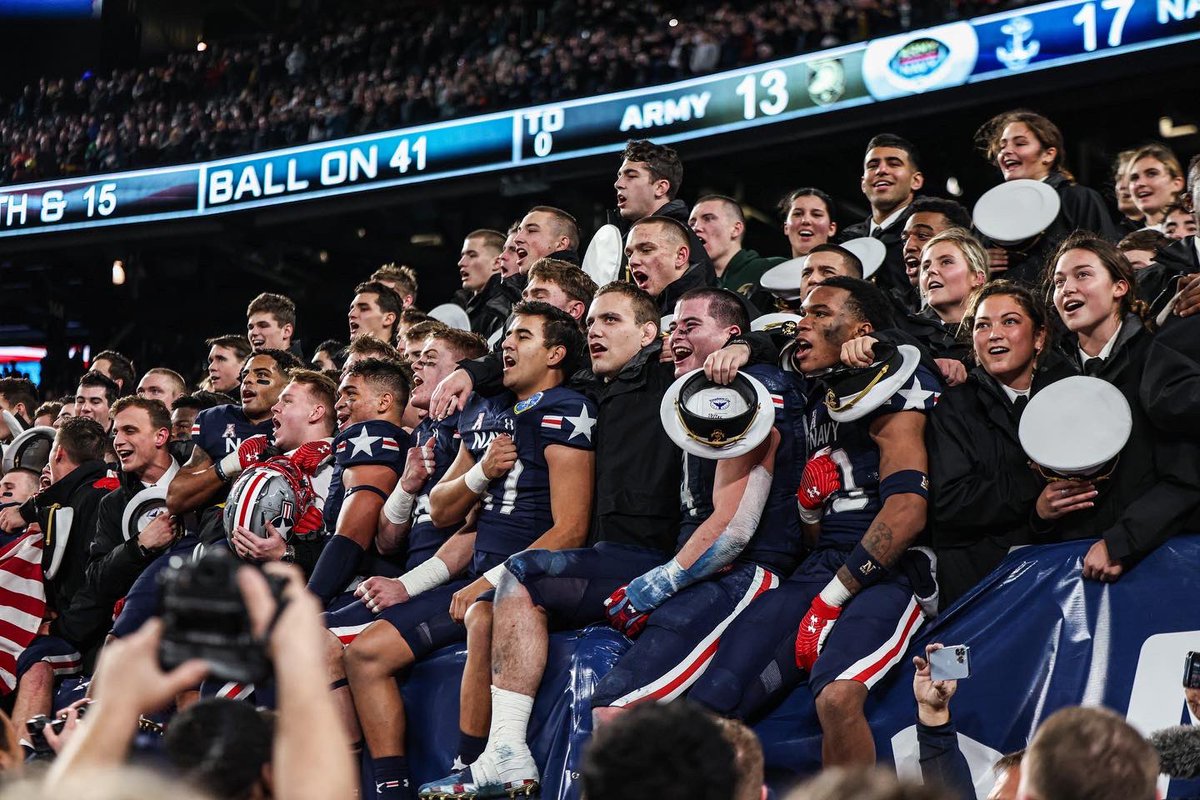 NavyAthletics's tweet photo. WE’RE SINGING SECOND 

#FlyNavy | #BeatArmy https://t.co/Y9dr0iBKF3