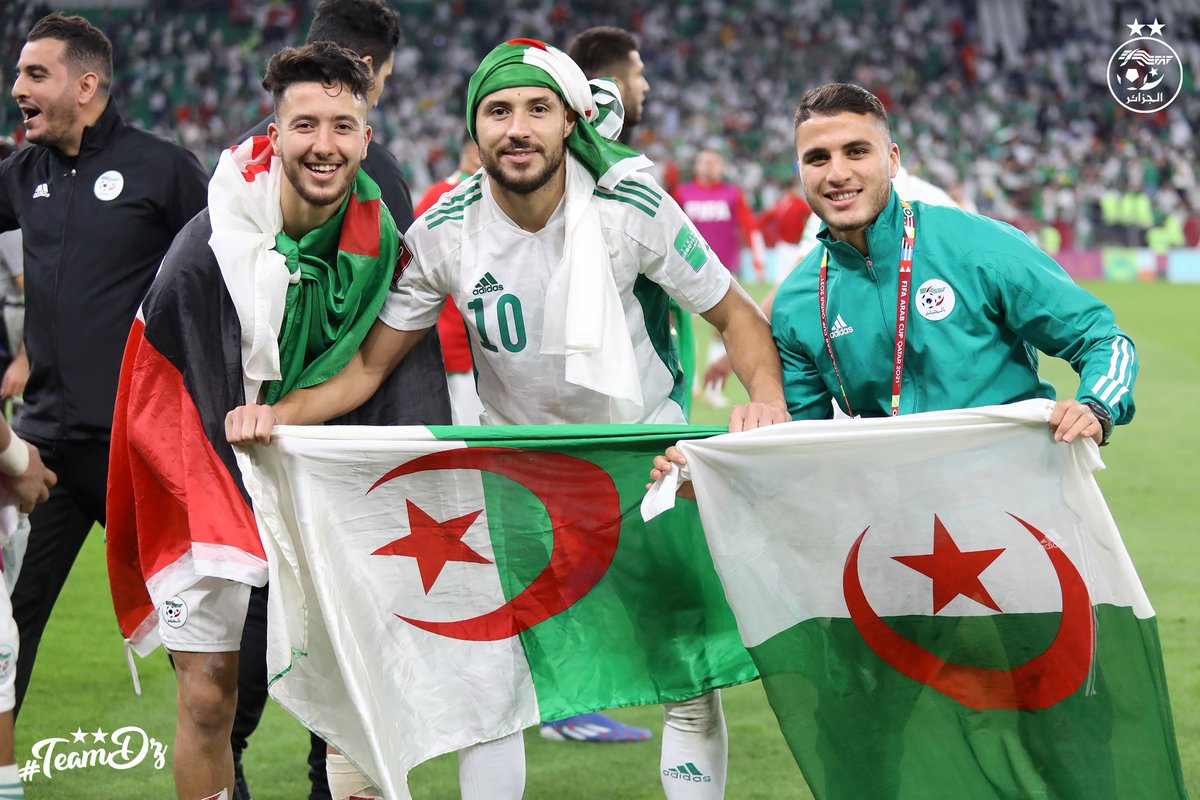 bahaeddine0919's tweet photo. مبروك الفوز للمنتخب الوطني الجزائري 💚❤🤍🇩🇿🇵🇸💪
#الجزائر_المغرب 
#كاس_العرب_FIFA 
#الجزائر 
#فلسطين https://t.co/2bidItMBmf
