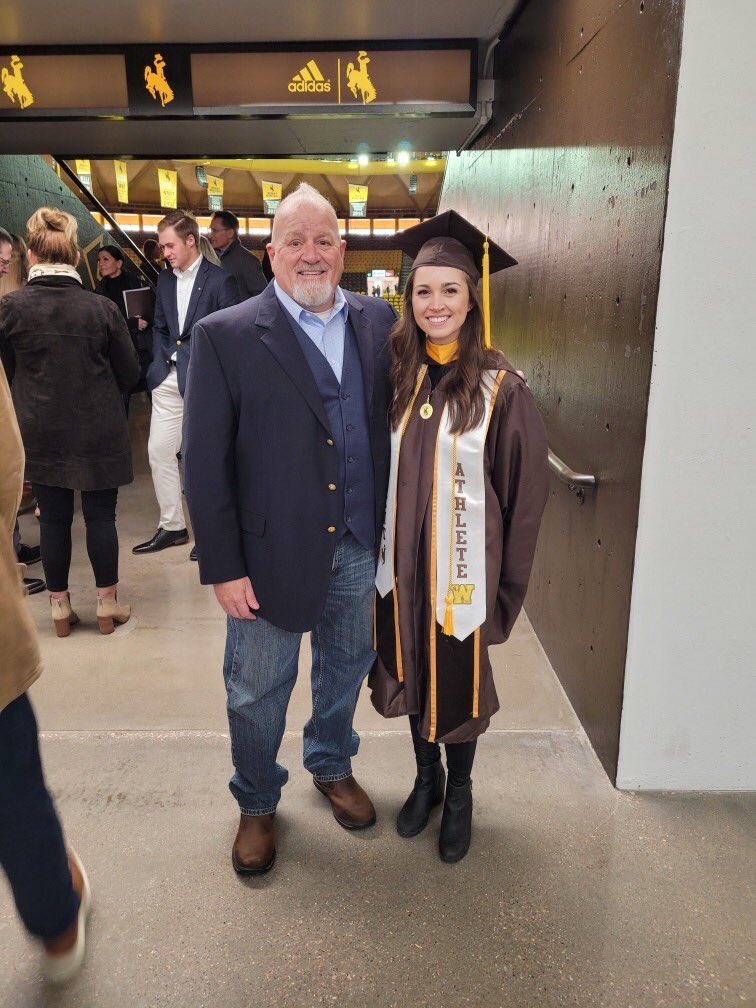 wyo_golf's tweet photo. Congratulations to @ErintheSarge11 on graduating today with her MBA! 

#OneWyoming #MakingHerMark https://t.co/Sn18Q6x9xx