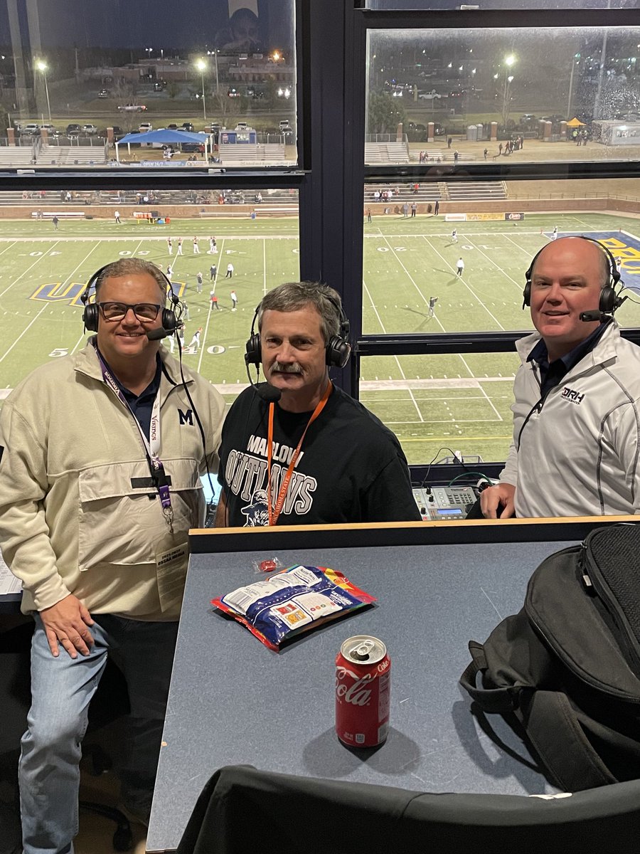 KFXI going live at 6:15 for the Class 2A State Championship