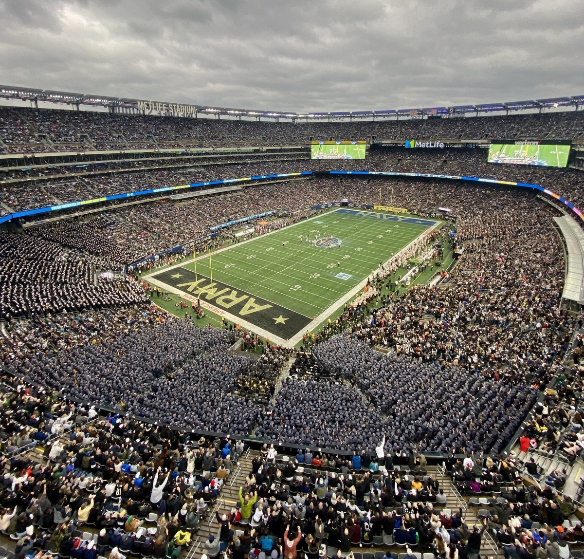 Congratulations to <a href="/NavyFB/">Navy Football</a> on the win! And a big thank you to the 82,282 <a href="/ArmyNavyGame/">Army-Navy Game</a> fans who joined us for America’s Game and broke the college football attendance record at MetLife Stadium 🇺🇸🏈
