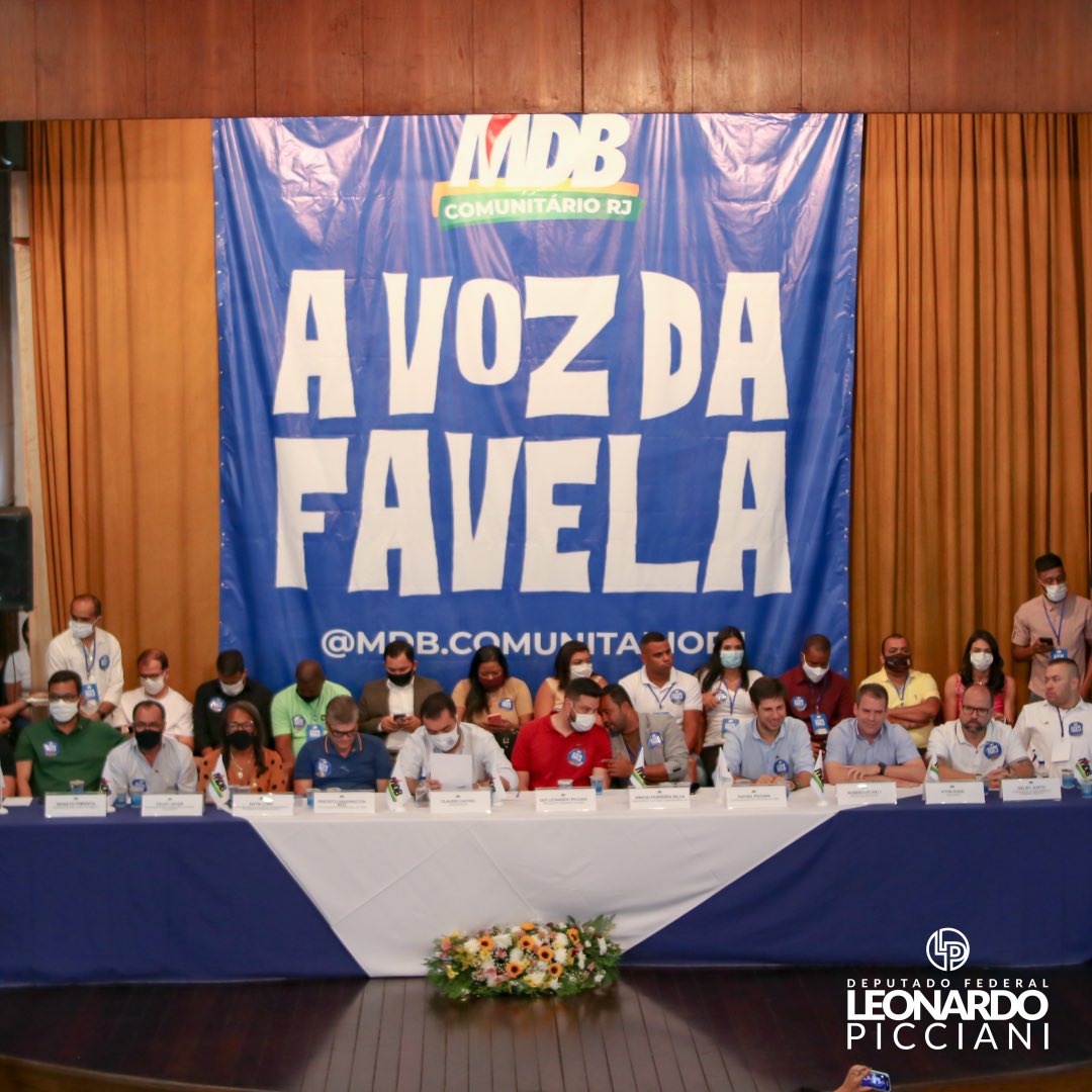 leo_picciani's tweet photo. Parabenizo o @MDB_RJ pelo Primeiro Grande Encontro do MDB Comunitário Rj. Iniciamos um novo tempo e isso é fruto da construção de cada um dos que estiveram presentes. Obrigado governador @claudiocastroRJ por nos prestigiar com essa escuta atenta às comunidades. #AVozDaFavela https://t.co/45edwsSvnG