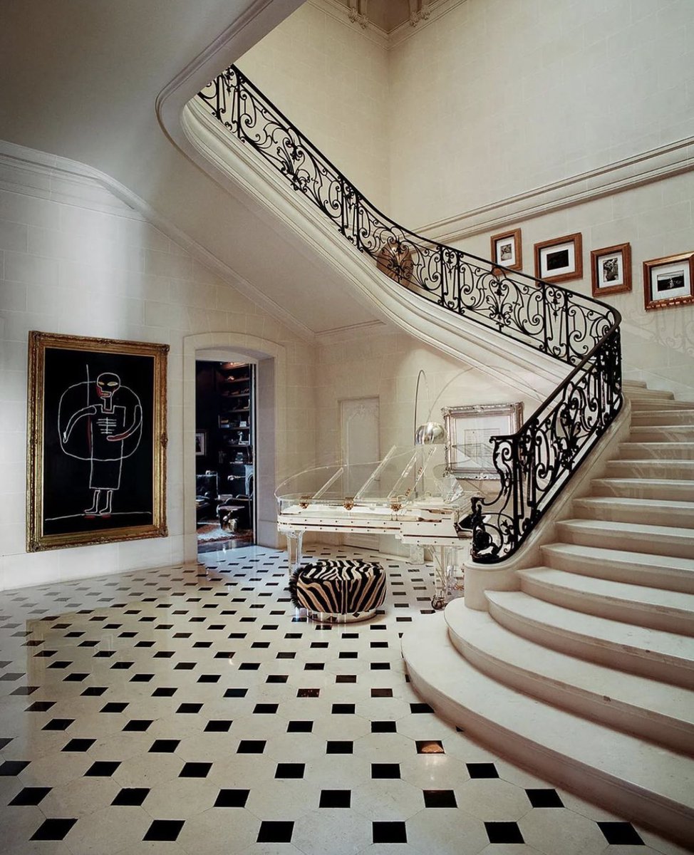 luvmiu13's tweet photo. lenny kravitz’s paris townhouse https://t.co/TelJrlwS2h