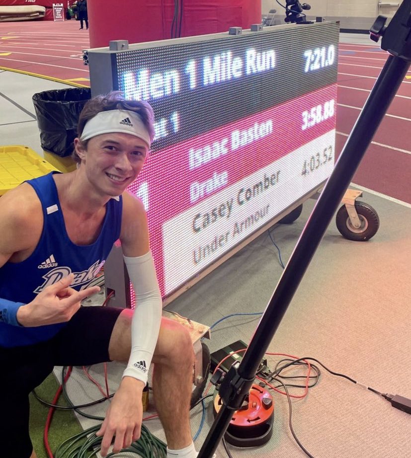 JKoloseus's tweet photo. Isaac Basten of Buffalo MN becomes @DrakeUniversity ‘s second ever sub 4 mile runner! 3:58.88 to win the ISU Holiday Invitational! https://t.co/DA1gUnuDcJ