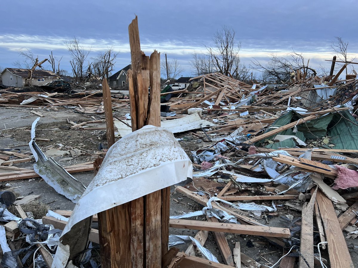 RobertRayWx's tweet photo. Mayfield , Kentucky this evening . Governor says over 70 people are dead , could be more. @Foxweather #FoxWeather #Kentuckytornado https://t.co/kSsHwYE309