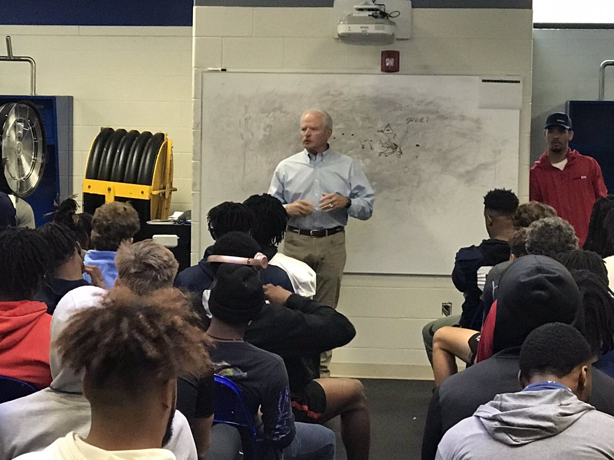 Former <a href="/Wofford_FB/">Wofford Football</a> coach,Mike Ayers did a fantastic job speaking to the <a href="/carolina_bowl/">Carolina Bowl</a> players before their afternoon practice at <a href="/LimestoneSaints/">Limestone Saints</a>.