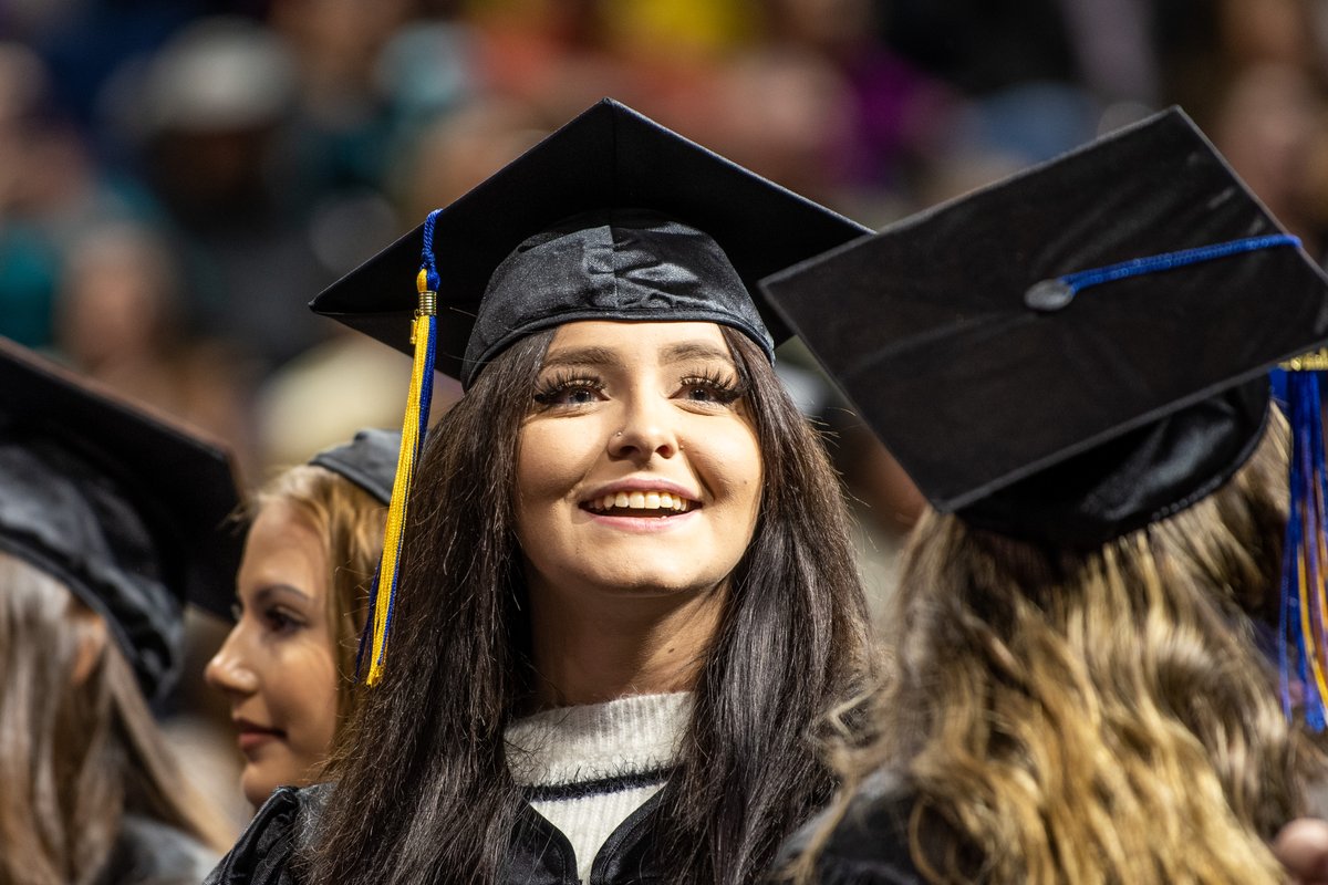AngeloState's tweet photo. Student โก๏ธ #AngeloAlum
Forever part of the #RamFam - congratulations graduates!
#AngeloState #OnlyAtAngelo #AngeloGrad https://t.co/uw5pyF2M8m