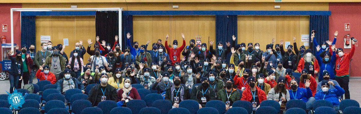 Una #WordCamp entrañable, con el foco puesto en la comunidad que conforma #WordPress. 
Y con un más que merecido agradecimiento a <a href="/fernandot/">Fernando Tellado Ⓦ</a> ! 
Acreditación, mochila y regalos 🔝
Olé esa #WCSevilla !!
