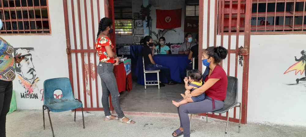 @ElvisMedinaVzla acompañando a Misión Chamba  Juvenil en Jornada de inscripción de nuevos Chambistas y Actualizacion de datos. Parroquia Agua Salada,  Ciudad Bolívar.