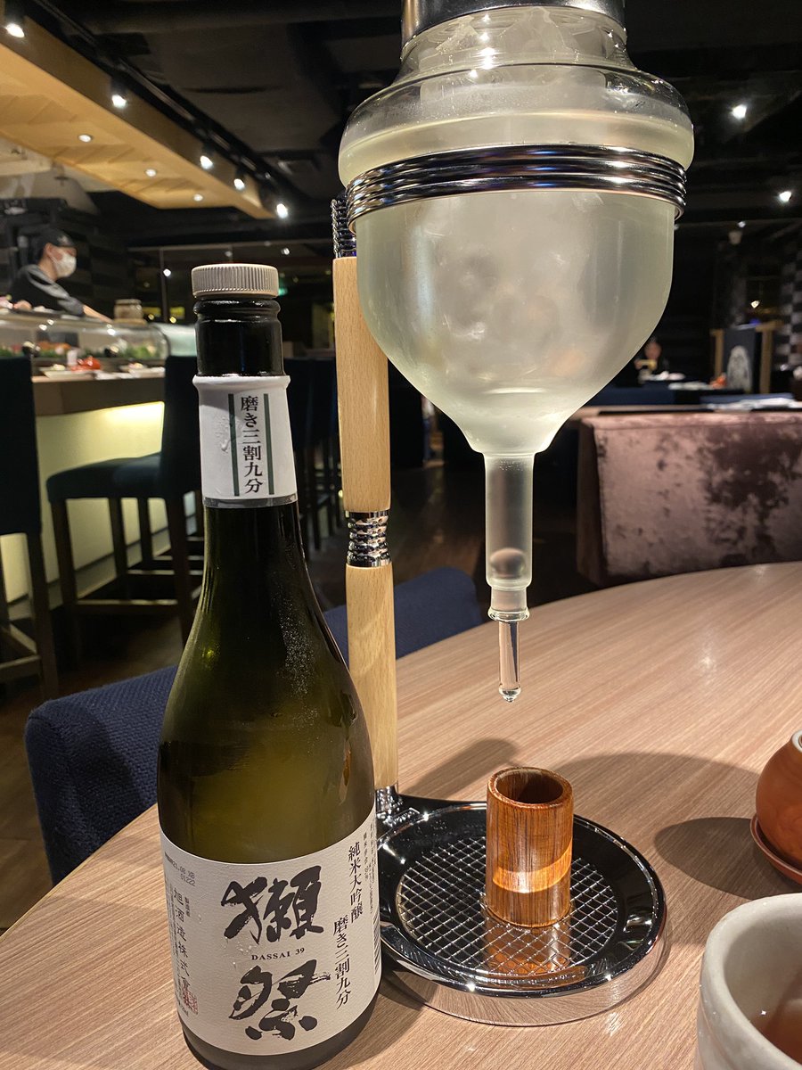 amethk's tweet photo. 香港🇭🇰すし喰🍣サトル兄貴がお休みで平和なお店になってました😍
サムライもなく😆カウンターも静か
⬇️お店詳細情報⬇️
https://t.co/pAmiY9dgpe
#すし喰 #hk #hkfood #香港マイタン日記 #ccmhk https://t.co/4AoXUtNWs3