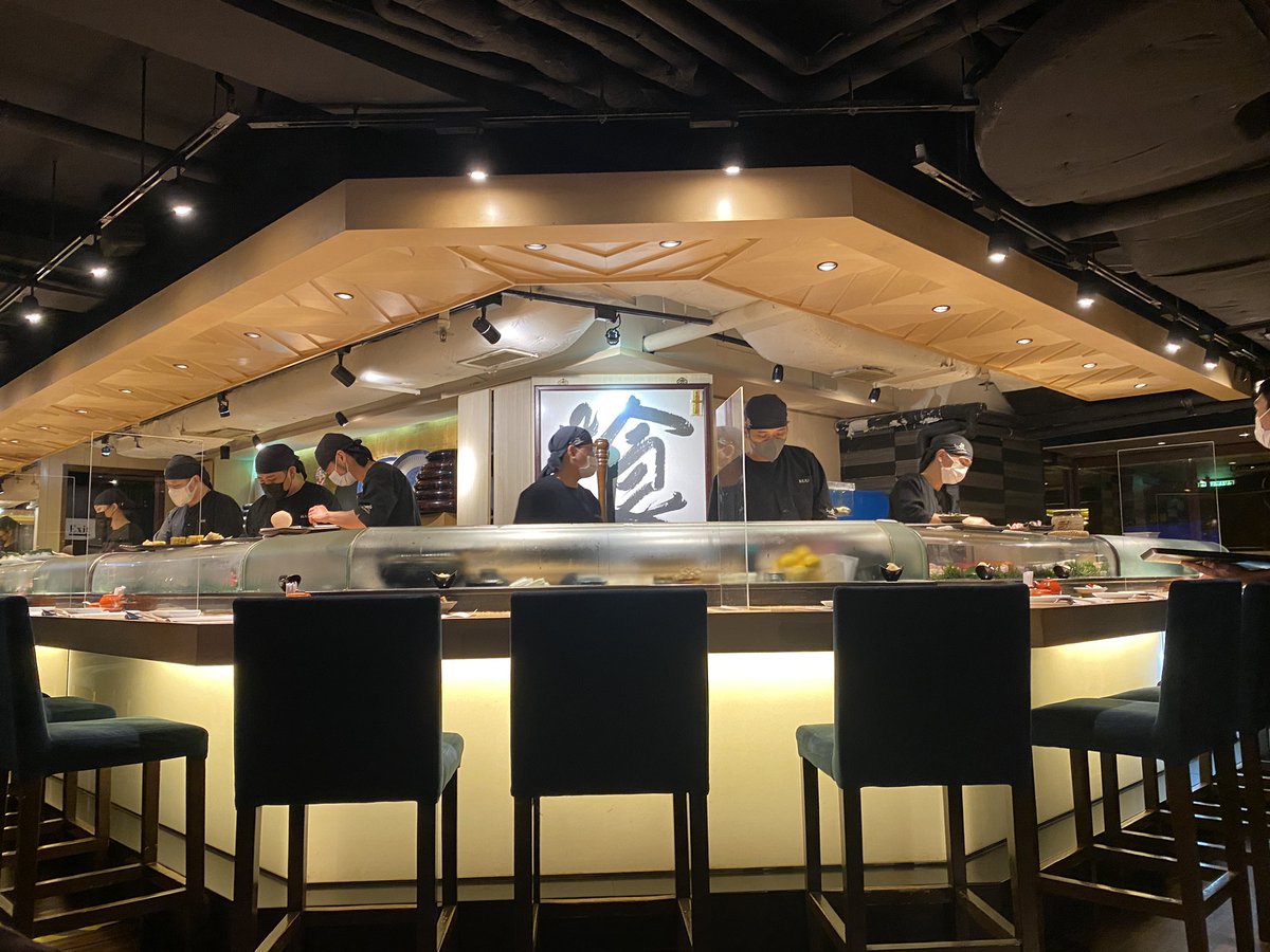 amethk's tweet photo. 香港🇭🇰すし喰🍣サトル兄貴がお休みで平和なお店になってました😍
サムライもなく😆カウンターも静か
⬇️お店詳細情報⬇️
https://t.co/pAmiY9dgpe
#すし喰 #hk #hkfood #香港マイタン日記 #ccmhk https://t.co/4AoXUtNWs3