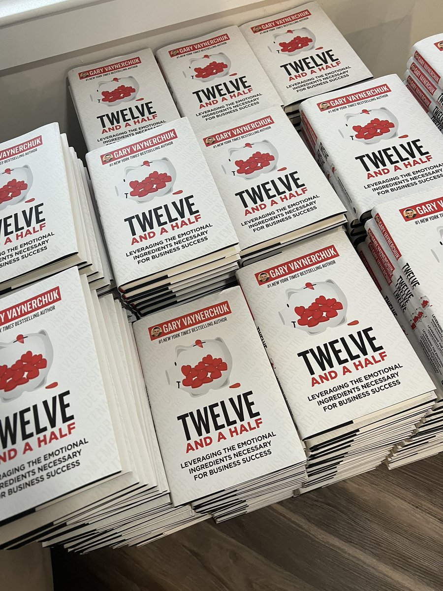 hee_and_i's tweet image. @garyvee I’ve been working on giving these away. Still have 299 left to give out. RT would help a lot! If you can’t no worries, will get them out over time!

Here’s google form to drop your addy: forms.gle/oS9LU2MHaSMMdS…