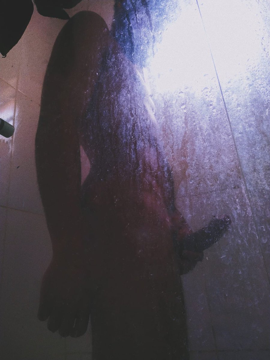 fckngcouple's tweet photo. sabadou? https://t.co/Au3YmYajWv