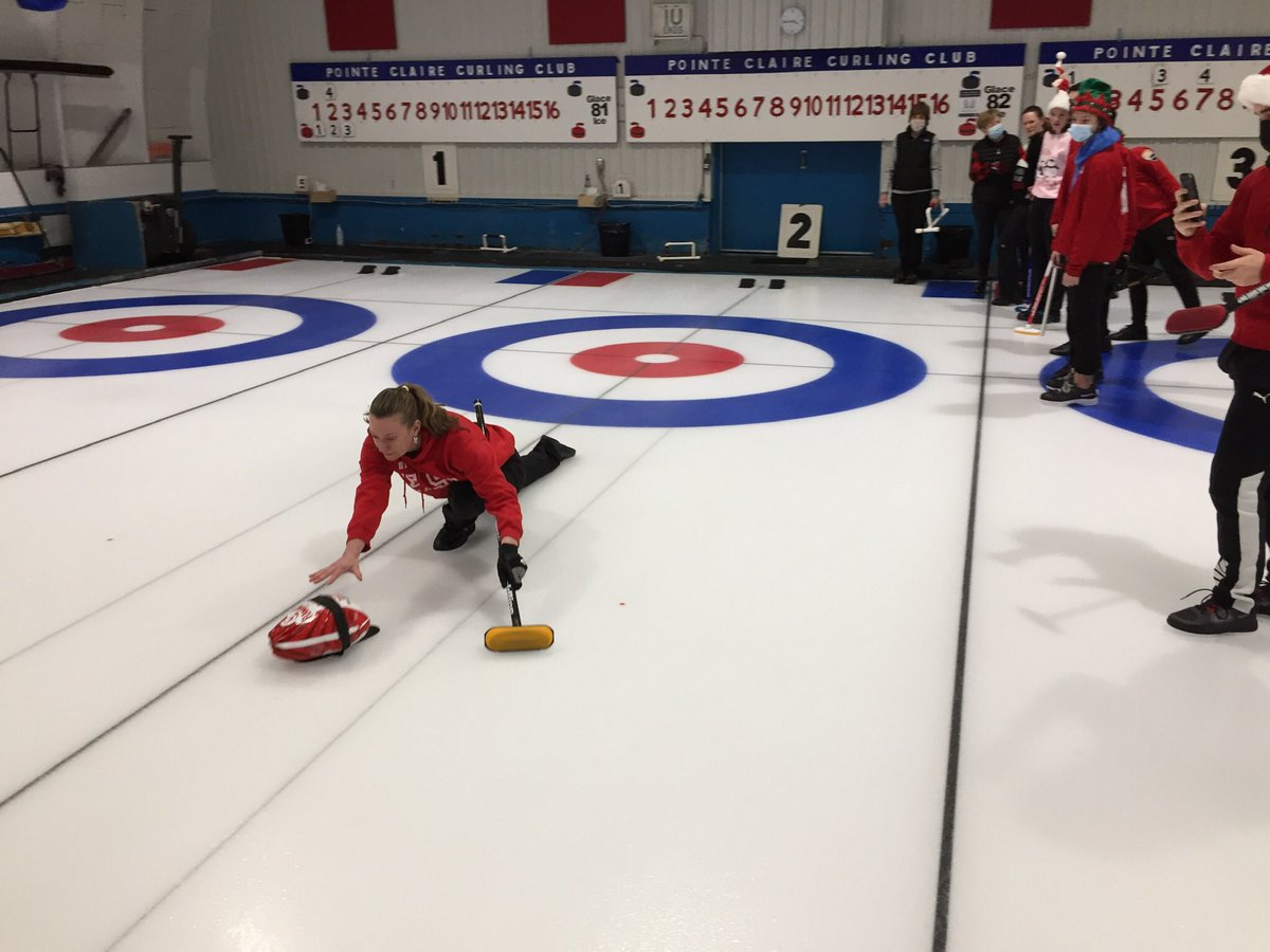 Pointe Claire CC tweet media