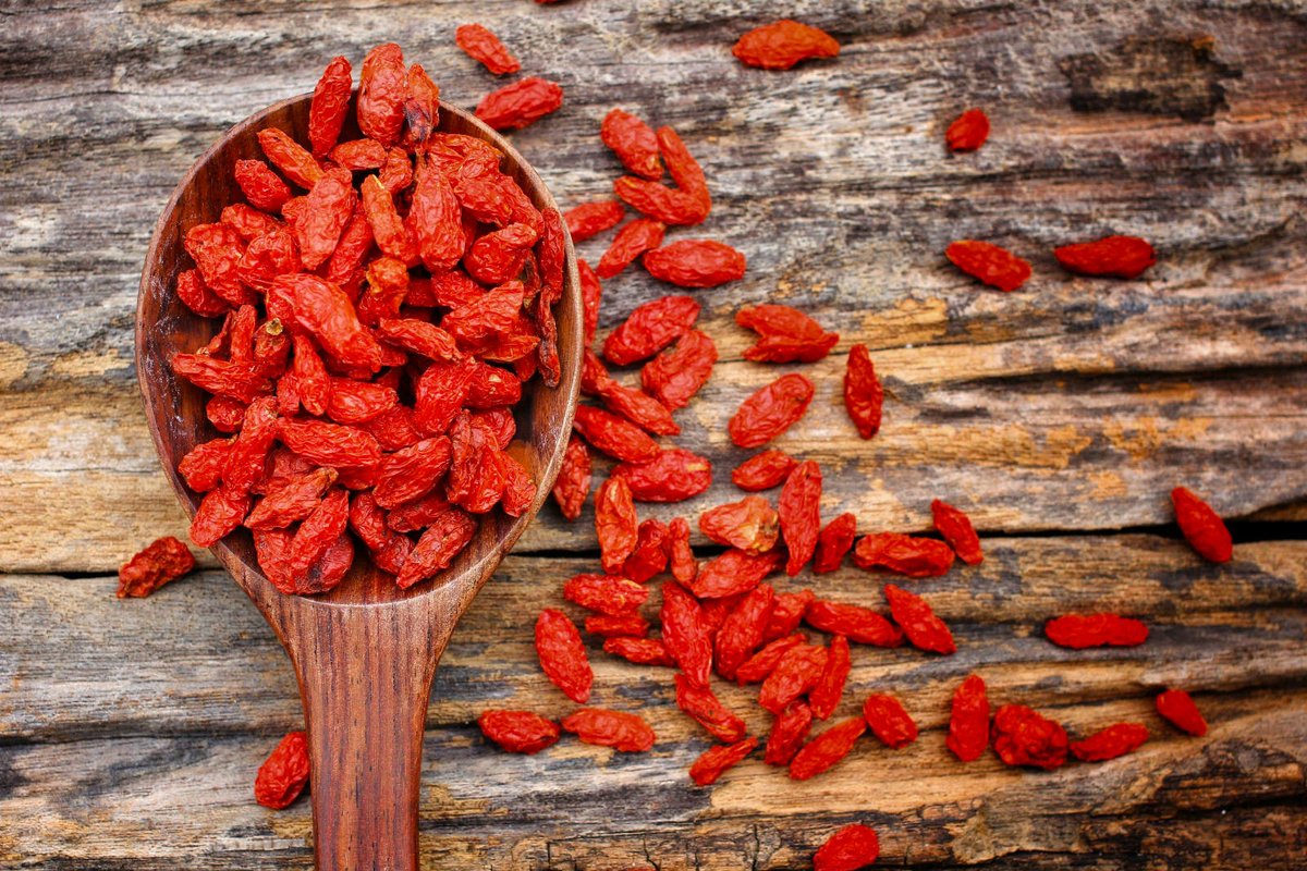 HerbalSoups's tweet photo. Goji berries are tiny red fruits native to Asia. We teach you how to make a hearty and nutritious winter soup with them in our latest blog on https://t.co/dv3irItWB9. #TCM #soup #culinarymedicine #berrypower #chinesefood https://t.co/4SDdLb6VOs