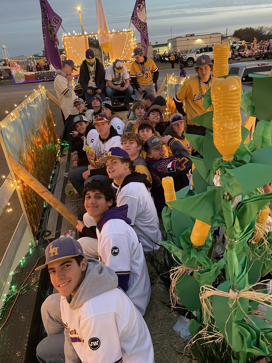 Huge thank you to all of the people involved in putting together our Christmas Float!