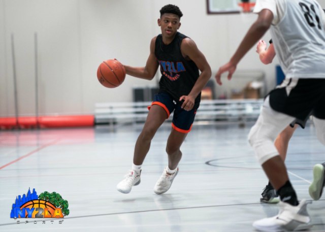 6'4 #Houston bound '24 Mercy MiIIer has def taken NEXT step in game. The <a href="/Minnehaha_BBall/">Minnehaha Academy Boys Basketball</a> /<a href="/grassrootshoops/">train</a> /<a href="/JL3Elite/">JL3 Basketball</a> guard dropped 24pts, 14 reb, 5 asst, 4 steaIs at <a href="/BreakdownUSA/">Breakdown Sports USA</a>. Much improved jumper, was outstanding rebounding from backcourt, and was great jumping Lanes.