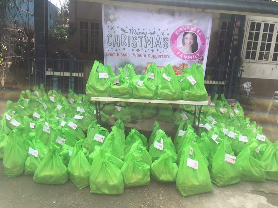 Milesmielaway's tweet photo. Kissables FANmily Handog Pamasko

#Kissables #KissesDelavin 
@KissesDelavin https://t.co/MWPj9QUMr8