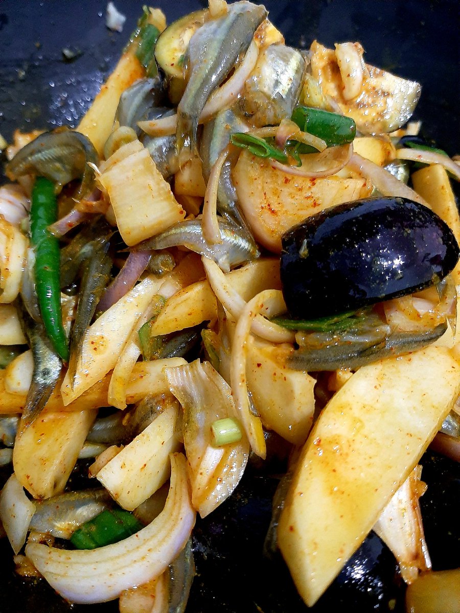 Shradhya_C's tweet photo. Guess the fish and the dish. :D

#fishfish https://t.co/f89HvXIoRn