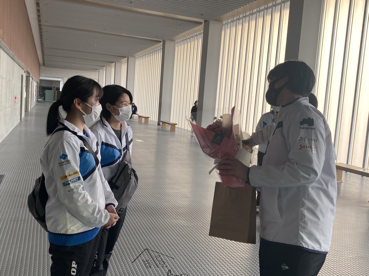 pocket_tennis's tweet photo. #JCT8
女子ダンロップチーム今季で引退の濱谷選手と岡村選手。
長い間お疲れ様でした😭
いいプレーたくさん見せてもらって感動しました！！✨

そして監督のカメラワークに文句をいう2人最高でした。笑

#ソフトテニス
#ダンロップ https://t.co/WCCwOr1Hvv