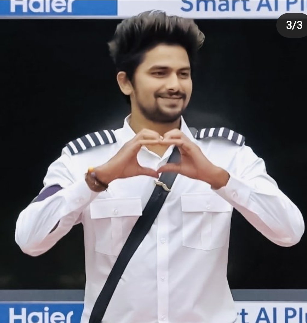 TharunN74352905's tweet photo. World wide trending in second position💥💥
@vjsunnyofficial
#TitleHunterVJSunny https://t.co/vPPji78fNX