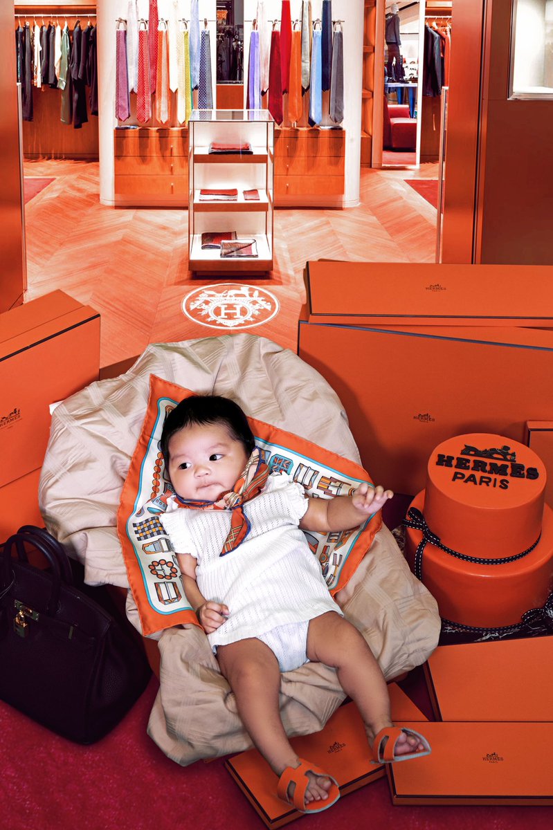 RivaQuenery_'s tweet photo. 2ND MONTH #HERMES 🧡🤎 https://t.co/BrjdiNi9fk