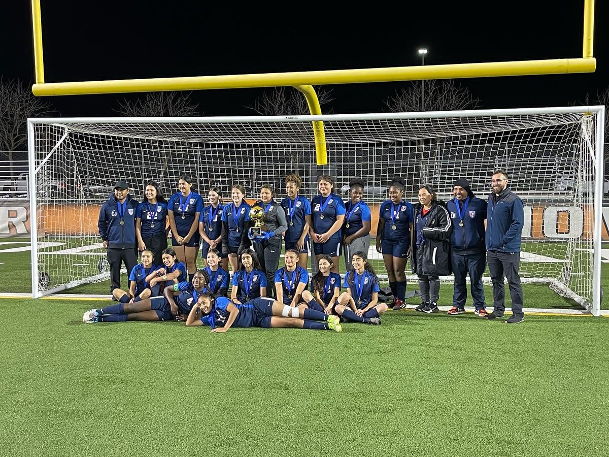 It's been weekend of Guardian execllence: Andrew B. &amp; Alex A. had first rehearsal selected for Fresno/Madera County Honor Band, Boys Basketball took 1st in their tournament, &amp; Girls Soccer took another 1st in theirs. Go Guardians! #WeAreJG