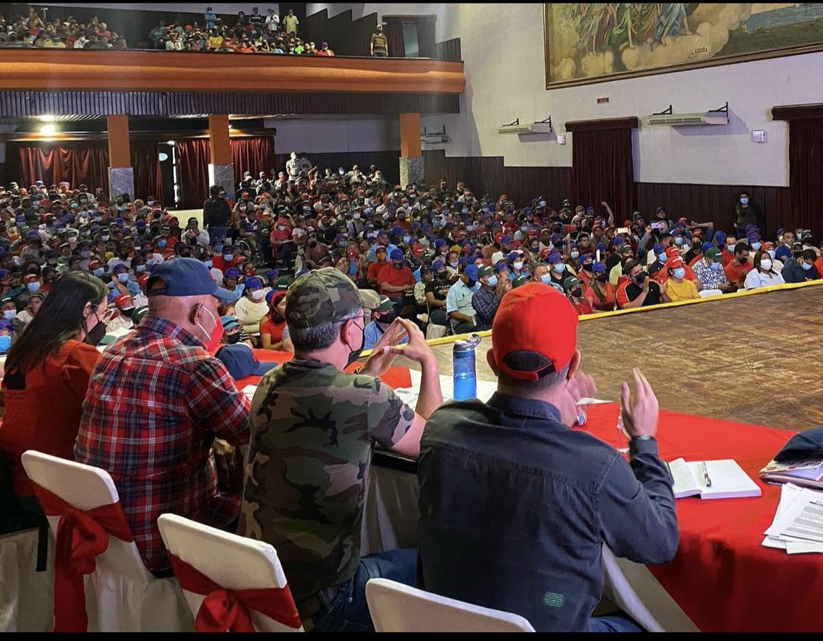 Hoy estuve acompañando a la dirección nacional del @PartidoPSUV desde el querido Estado Barinas. Tierra noble y luchadora, cuna del Gigante y comprometida con su legado. Nosotros Venceremos en esta nueva tarea, por la patria, por el pueblo y por el Cmdte Chavez!