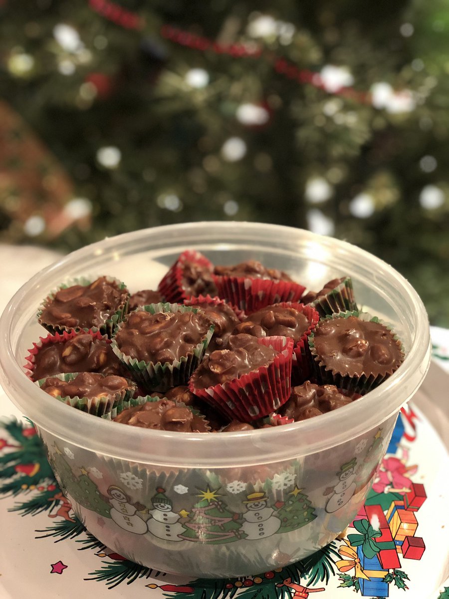 RedTrashPanda33's tweet photo. Lots of baking going on here at the homestead. #cookies #homestead #holidaybaking #peanutclusters https://t.co/37QFPtVZnx