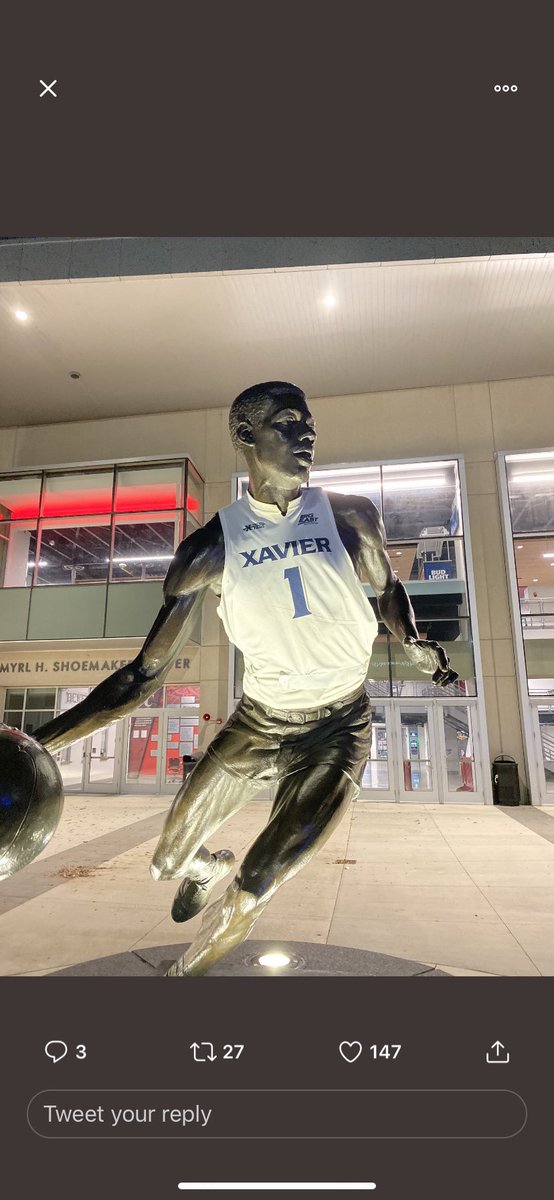 T_Clark18's tweet image. Zip Em Up!!@XavierMBB #BetterProgram #Bloodbath #TooEasy #Muskies ⚔️⚔️⚔️ @Wundarian @PDohertyOU @KishTheDish @whaddupbip