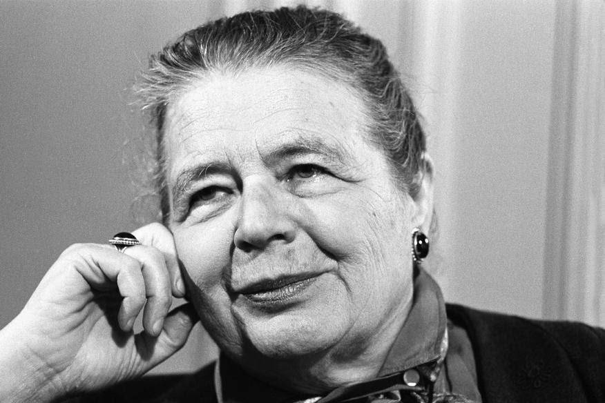 fuedicho's tweet photo. “En todas las épocas hay personas que no piensan como los demás. Es decir, que no piensan como los que no piensan”.
Marguerite Yourcenar
#Fuedicho https://t.co/qIiAEEjEX2
