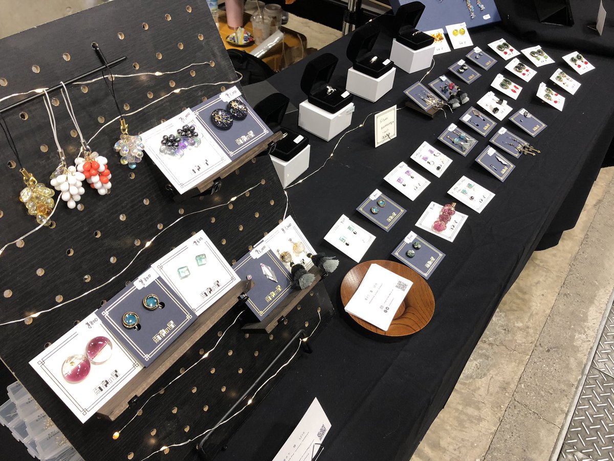 今日も出展してますよかったら来て見てください〜😊