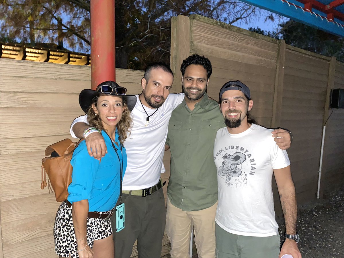 akshitsuthar's tweet photo. It was amazing to catch you up guys 😊🐊
Venetia Briggs Gonzalez, Sergio Gonzalez, Sergio A. Balaguera-Reina
Team @TheCrocDocs  @UFWildlife at @Crocfests @Gatorland https://t.co/Bf6mvo7166