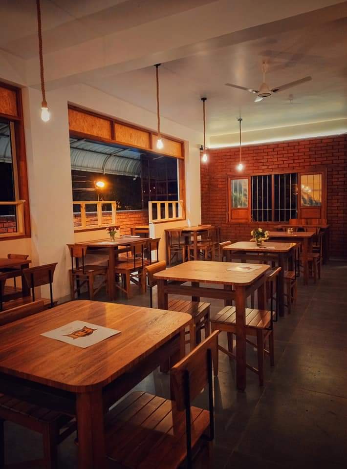 Belgaum_Foodies's tweet photo. New Resto Cafe opened in bhagyanagar by the name FBI meaning Food Bank of India. Serving both veg and non veg multi cuisine dishes with warm light mesmerizing ambience. Address: 5th cross Bhagyanagar near kle banyan pre school. Contact 8928884488 #Belagavi #belgaum #Karnataka https://t.co/ImU3QeC5E3