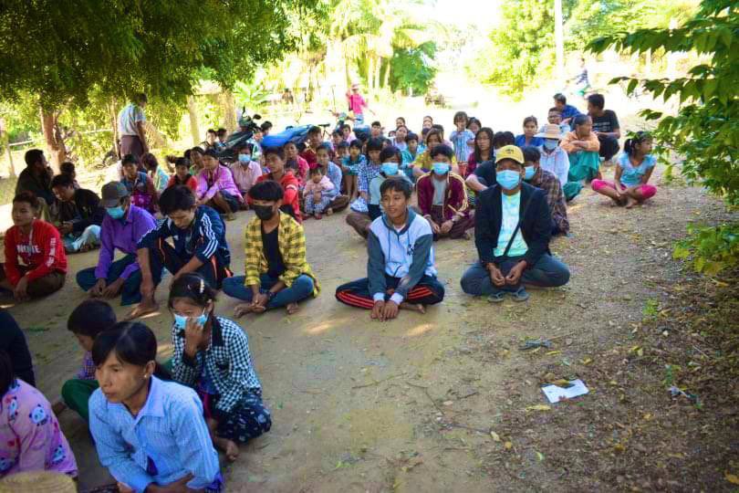 Locals of eastern Yinmarpin &amp; northern Salingyi Tsp staged a marching strike as 277th day of protest to overthrow Genocidal Military. #WarCrimesOfJunta #Dec12Coup  #WhatsHappeningInMyanmar