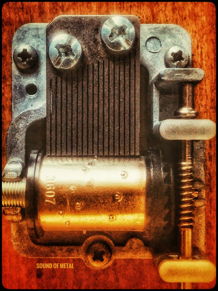 Sound of Metal.

-taken by me.
#soundofmetal #metal #pedal #music #photography #photooftheday #photo #PhotoMode #photographylovers #micro #wood #industrial