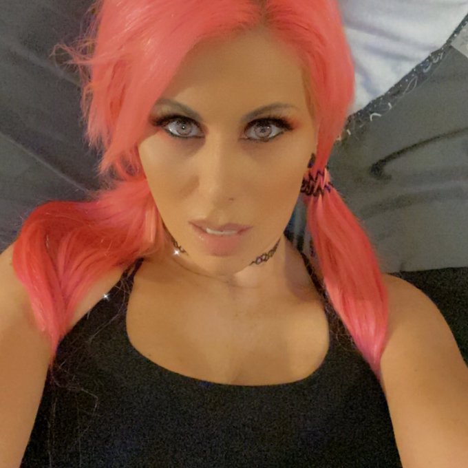 Waiting to chat with you 😍😍😍 https://t.co/tYr8gqRDip<a href="/tag/milf"class="tags"><span>#milf</span></a><a href="/tag/lactation"class="tags"><span>#lactation</span></a><a href="/tag/fansly"class="tags"><span>#fansly</span></a>