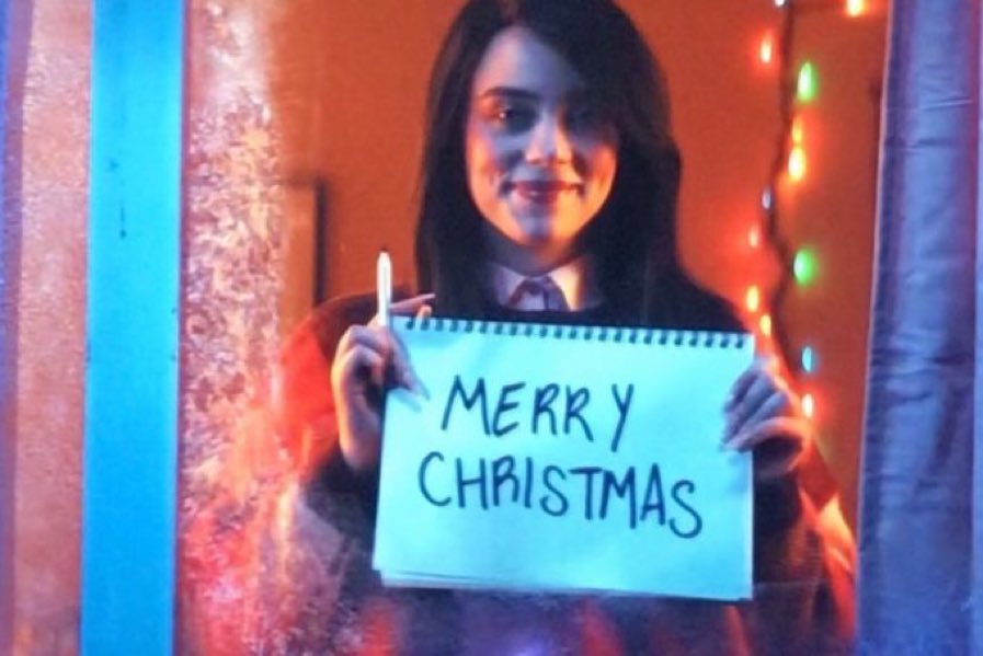 wasyoursecret's tweet photo. they way she was able to look middle aged , old , and really young all at once was impressive 😭 https://t.co/HEMvLJdrES
