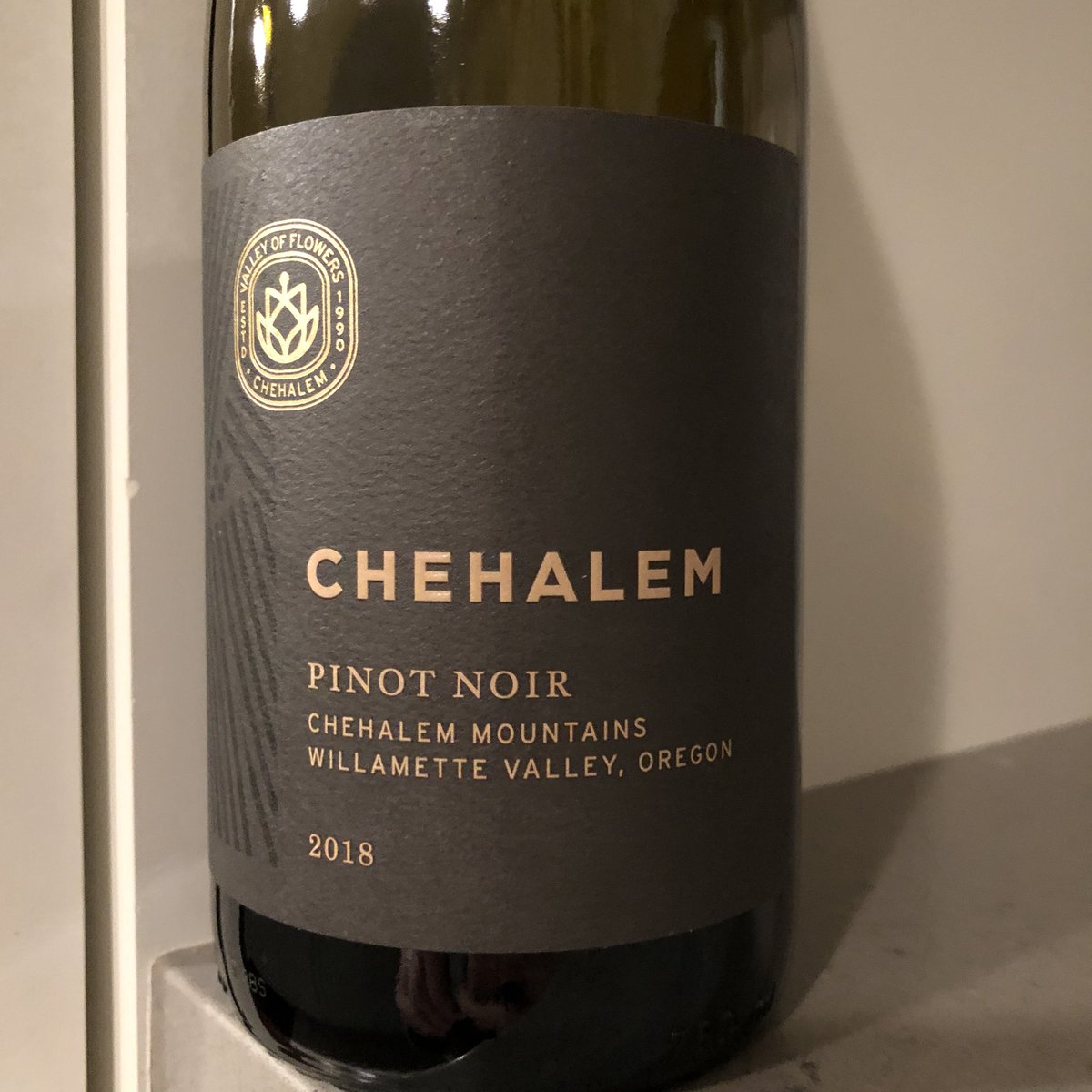 AffordCollector's tweet photo. #Chehalem #PinotNoir @chehalemwines @oregonwine @wvwines 2018 Chehalem Pinot Noir bright, ruby, in color. raspberry, cranberry, dark cherry, pepper, black tea, earth, spice, mineral. toffee, dark cherry, silky tannins, on the finish. $25 https://t.co/cqlfVRfLFK