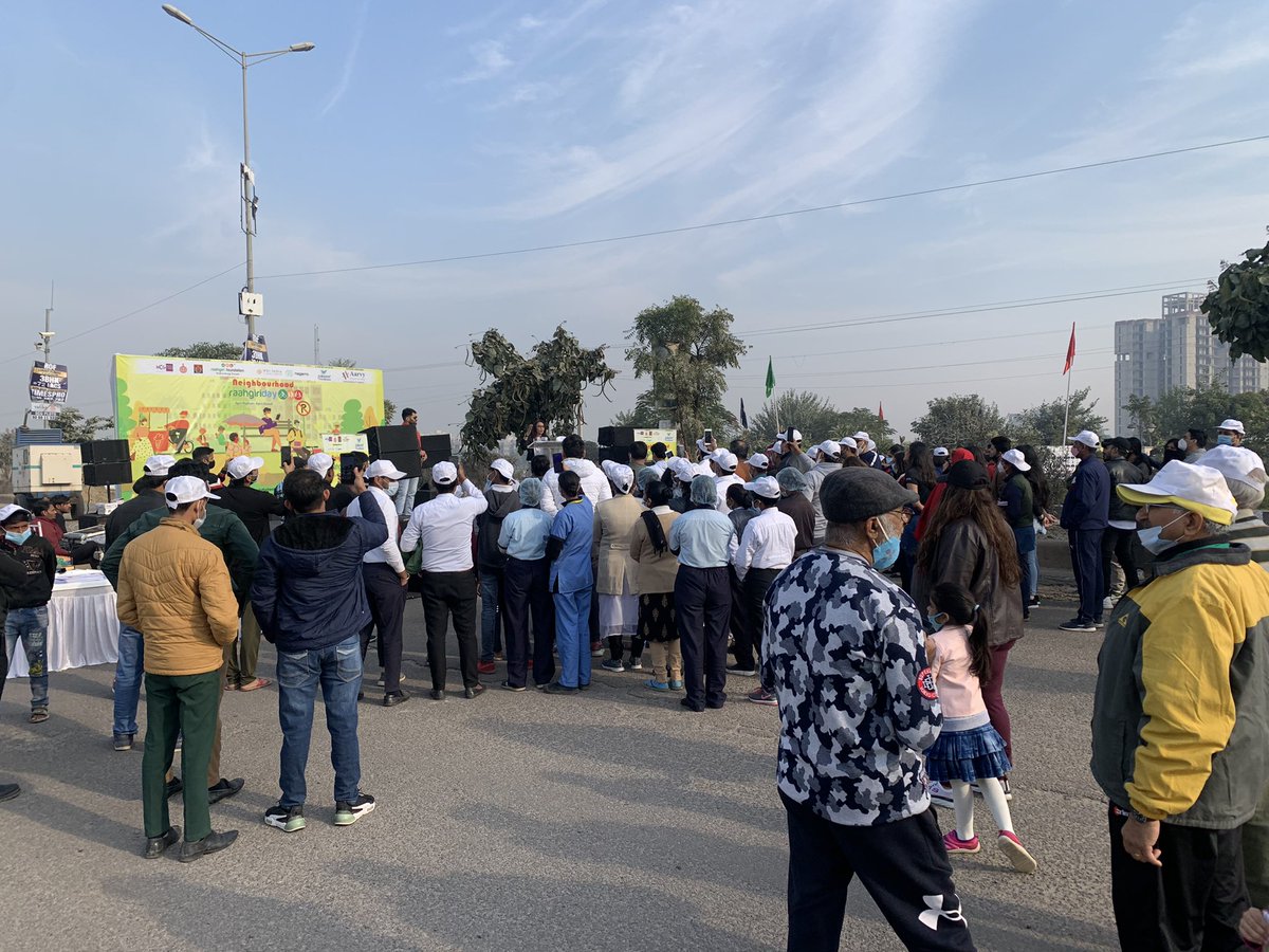 Praveenmalik86's tweet photo. Participated in @Raahgiri_Fdn in #NewGurugram,
Thank you @AarvyHealthcare &amp; @wecares4india for facilitation for my work &amp; initiatives towards the development of New Gurugram

@DevelopNewGgn @MCManesar @DC_Gurugram @OfficialGMDA @DEEPAKKAHUJA @suparna_r @sakshirawat9 @city_spidey https://t.co/6p4RYeOtCt
