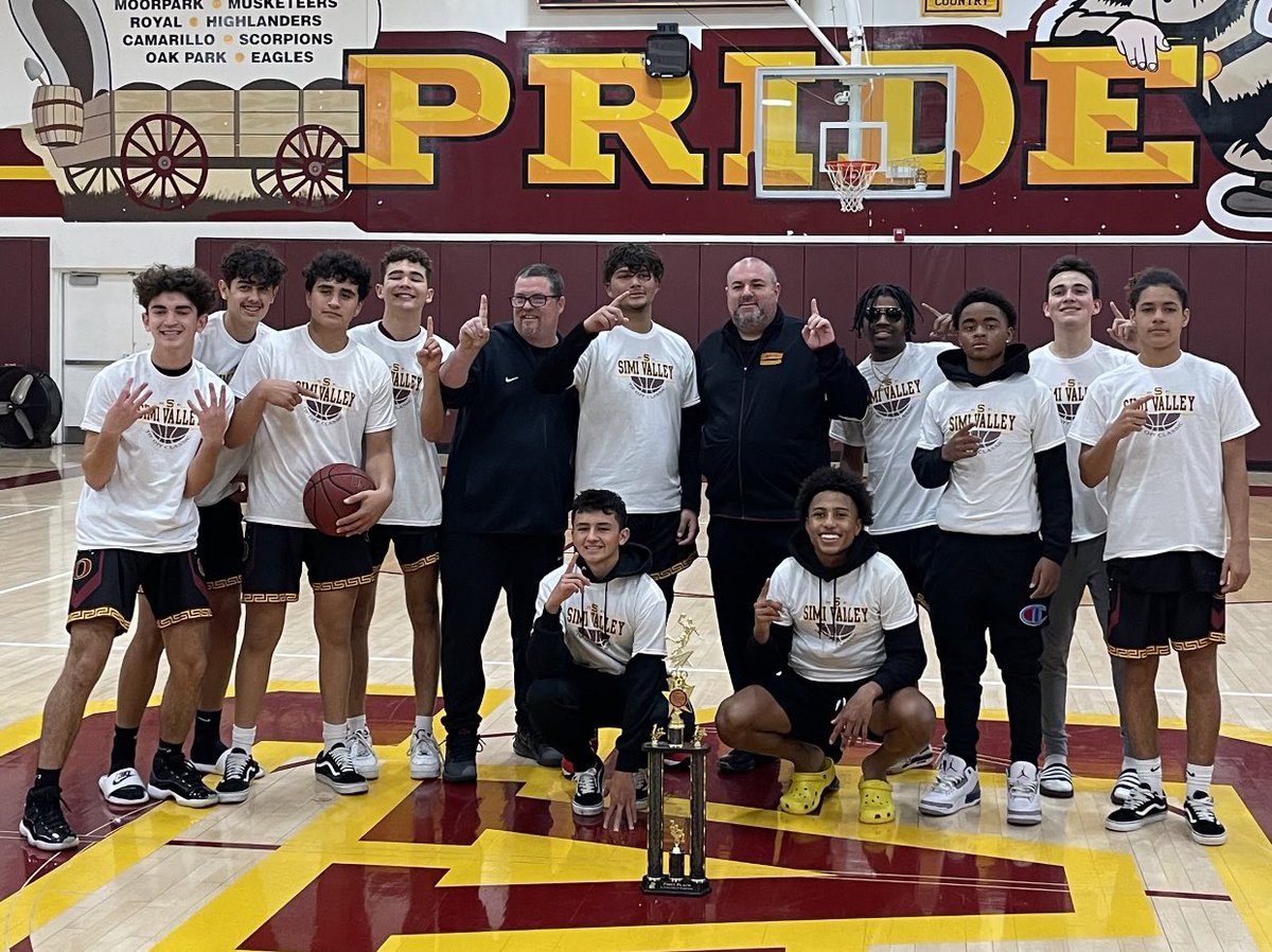 Oxnard HS Basketball tweet media