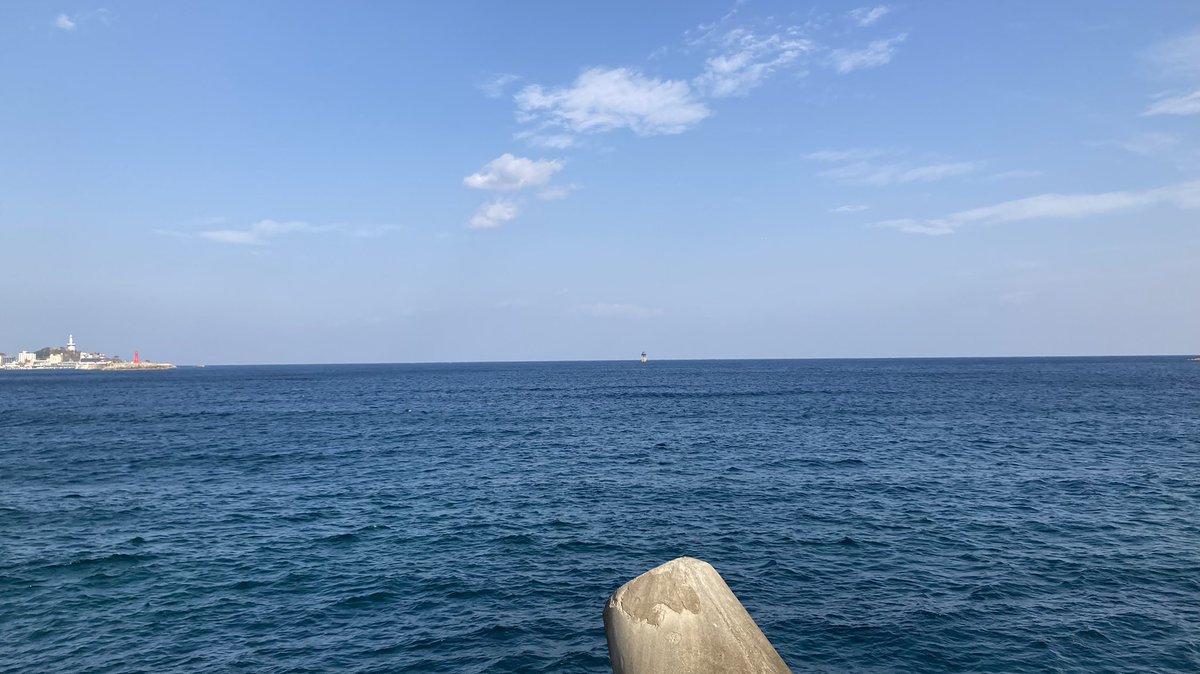 fdasklfajsl's tweet photo. 🌊🌊 https://t.co/whaHfhQtMW