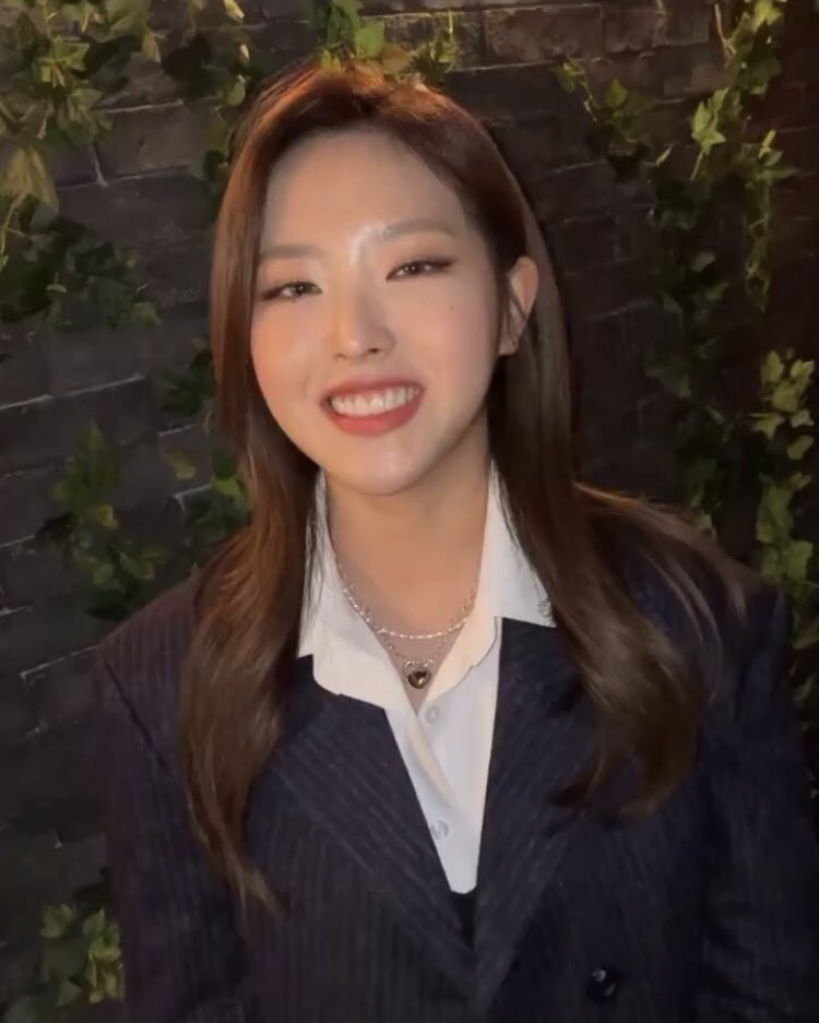 low quality hyeju tweet media