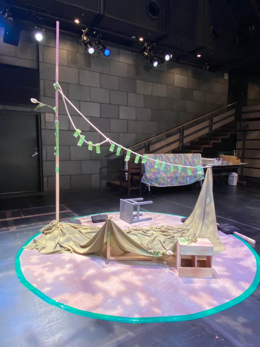 hatchout_SePT's tweet photo. 【12/12（日）11:00公演　みんなの『ホーム』】
ワークショップ中にグループごとに作成したみんなの『ホーム』を紹介します！
グループごとにみんなで話し合いながら、それぞれの『ホーム』をつくりました！
#ハッチアウトシアター
#世田谷パブリックシアター https://t.co/D460DIpgLT